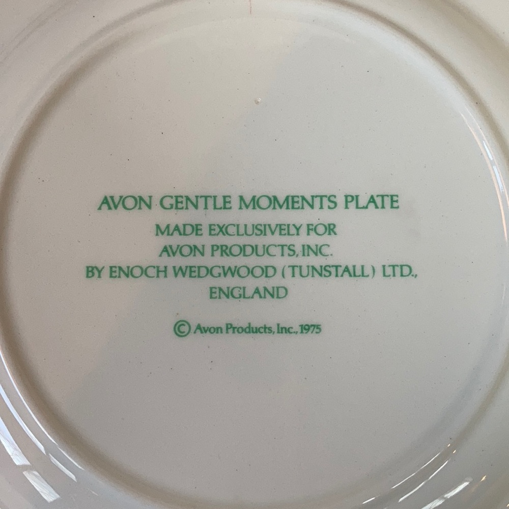 Avon Gentle Moments plate - Picture 4 of 12